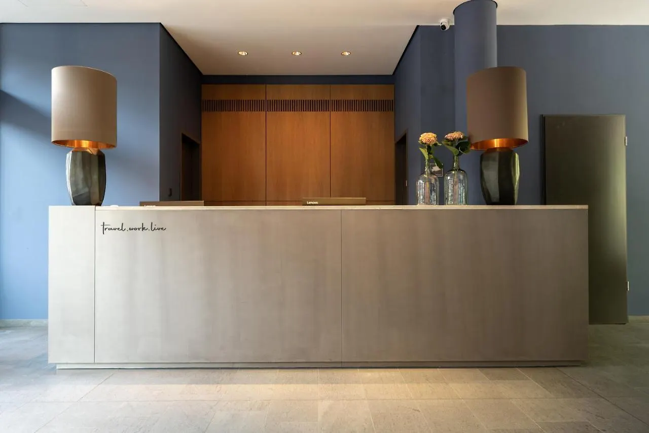 June Six Hotel Berlin City West 3*,  Almanya